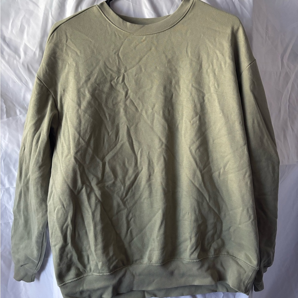Men's Olive Green Sweater